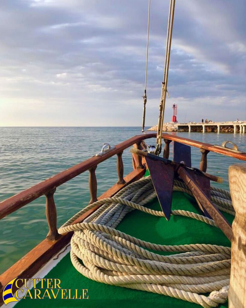 Vita a bordo di Cutter Caravelle